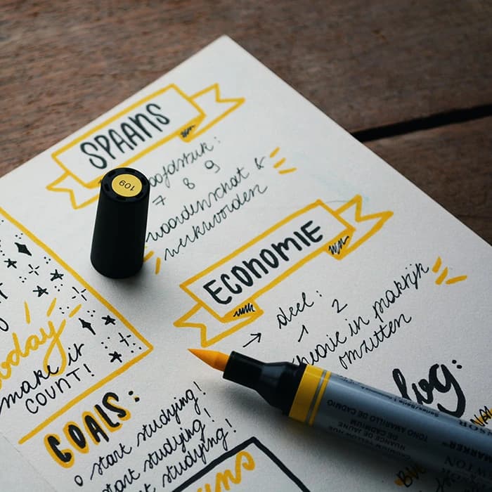 Assistant conversationnel intégré à un parcours assurance